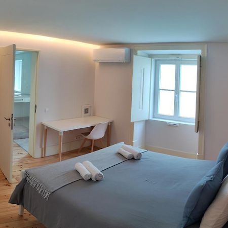 Suite In Cozy Apartment In Chiado In Shared House Lisboa Εξωτερικό φωτογραφία